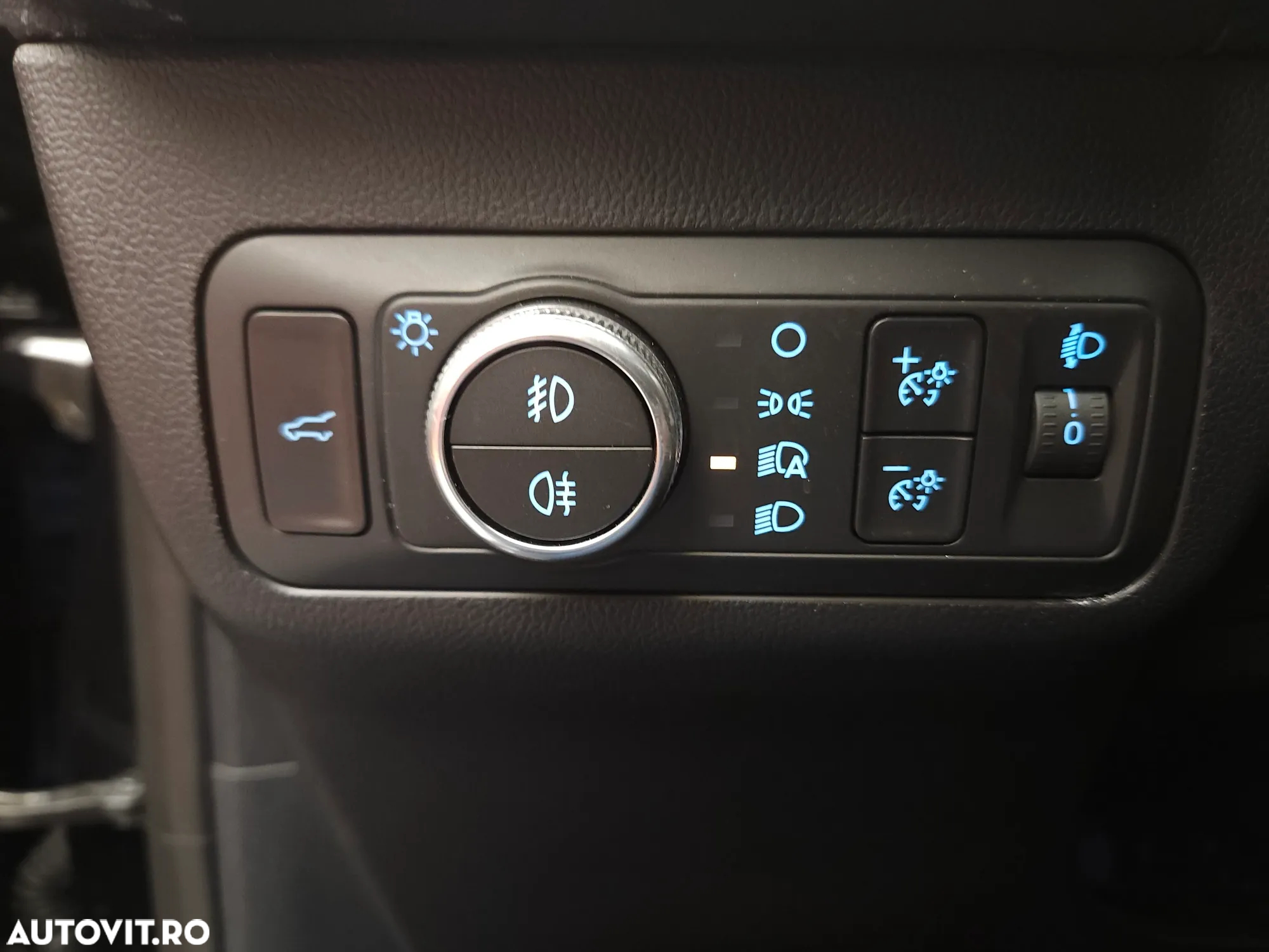 Ford Kuga 2.0 EcoBlue A8 AWD Titanium X - 16