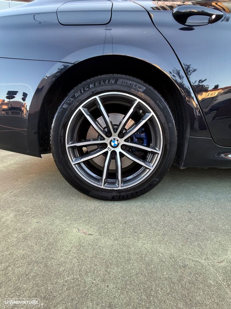 BMW 530 e Pack M - 15