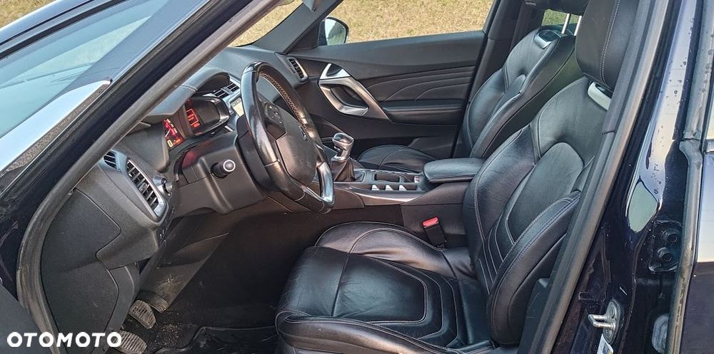 DS Automobiles DS 5 - 11