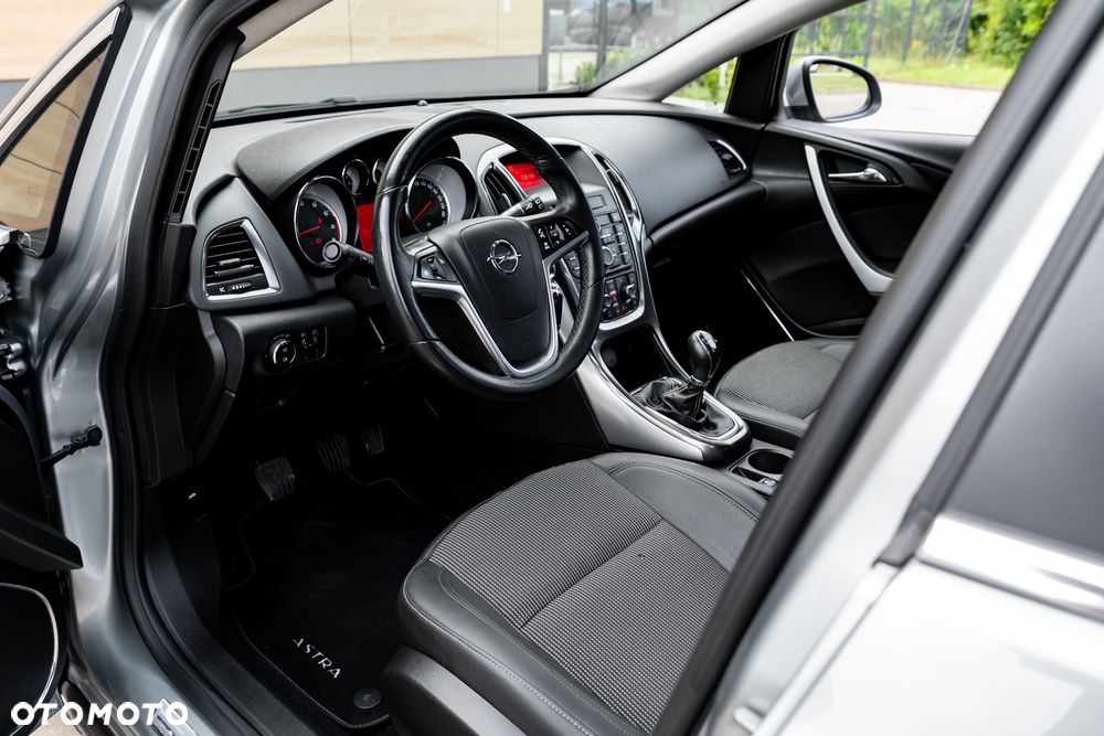 Opel Astra 1.6 Turbo Sport - 18