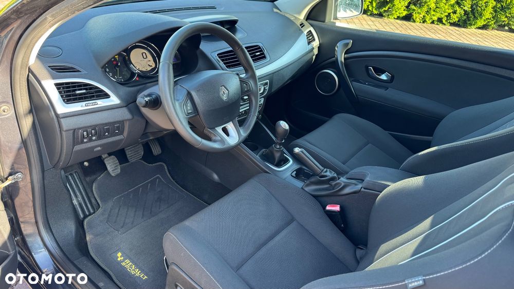 Renault Megane TCe 180 Luxe - 26