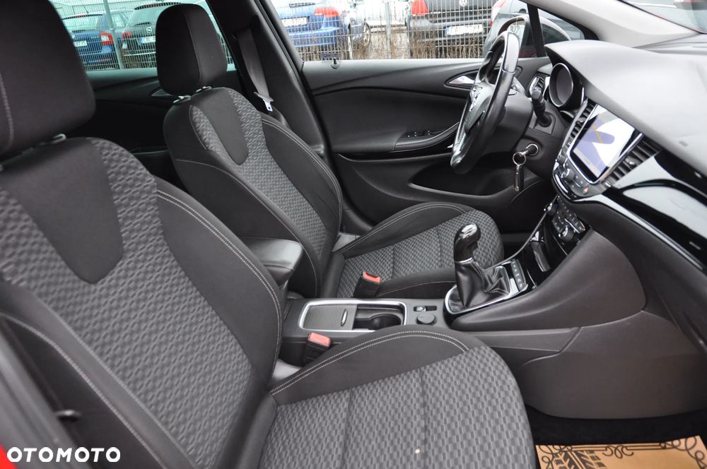 Opel Astra 1.4 Turbo Active - 11