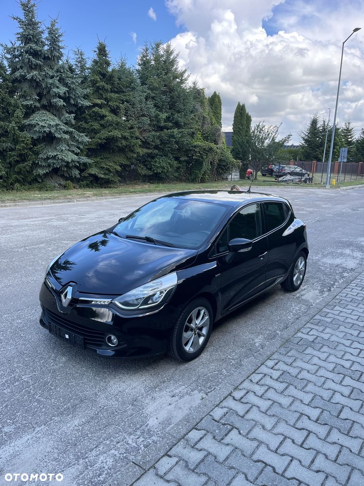 Renault Clio - 1