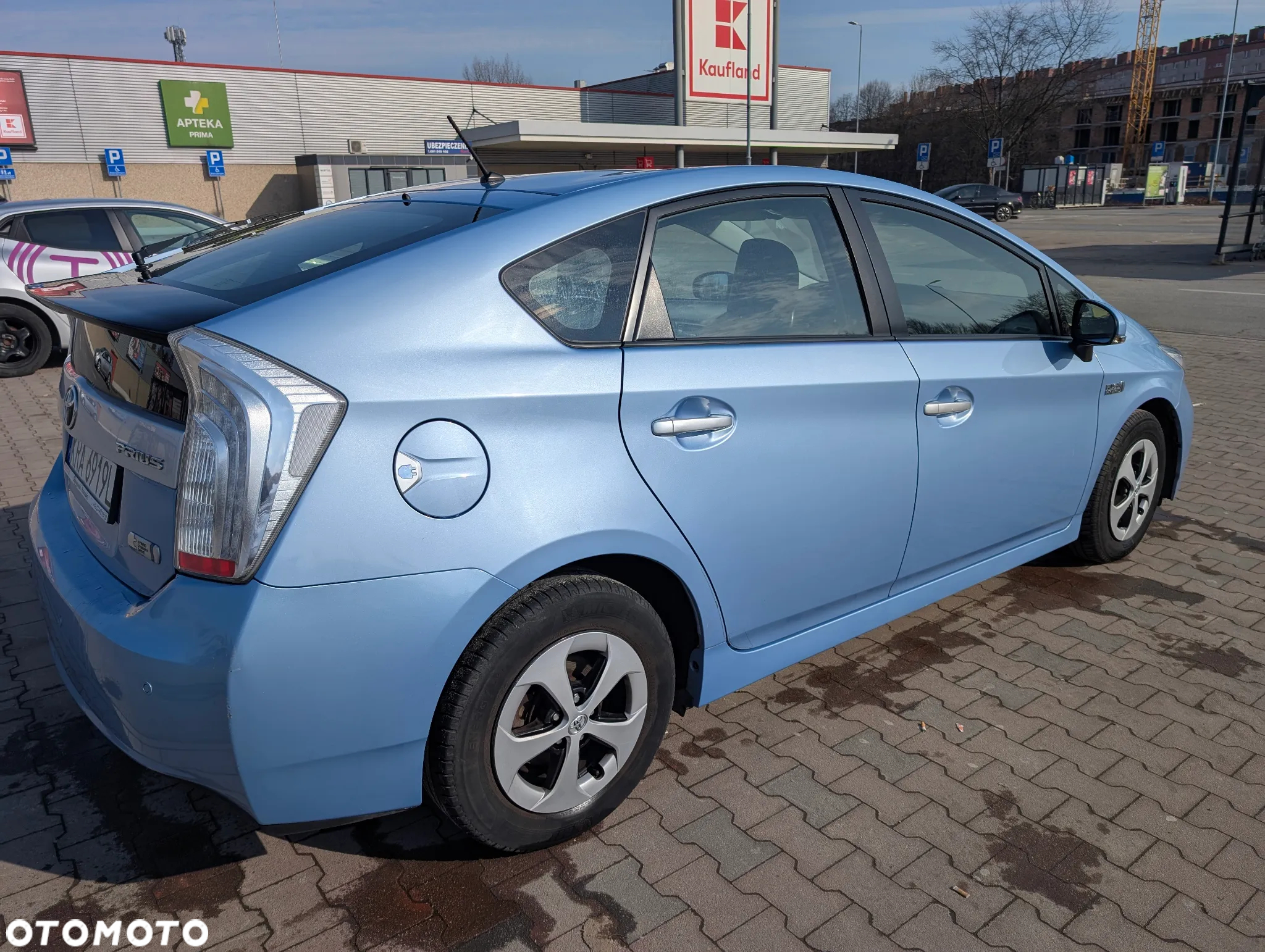 Toyota Prius Plug-in 1.8 HSD Prestige - 19