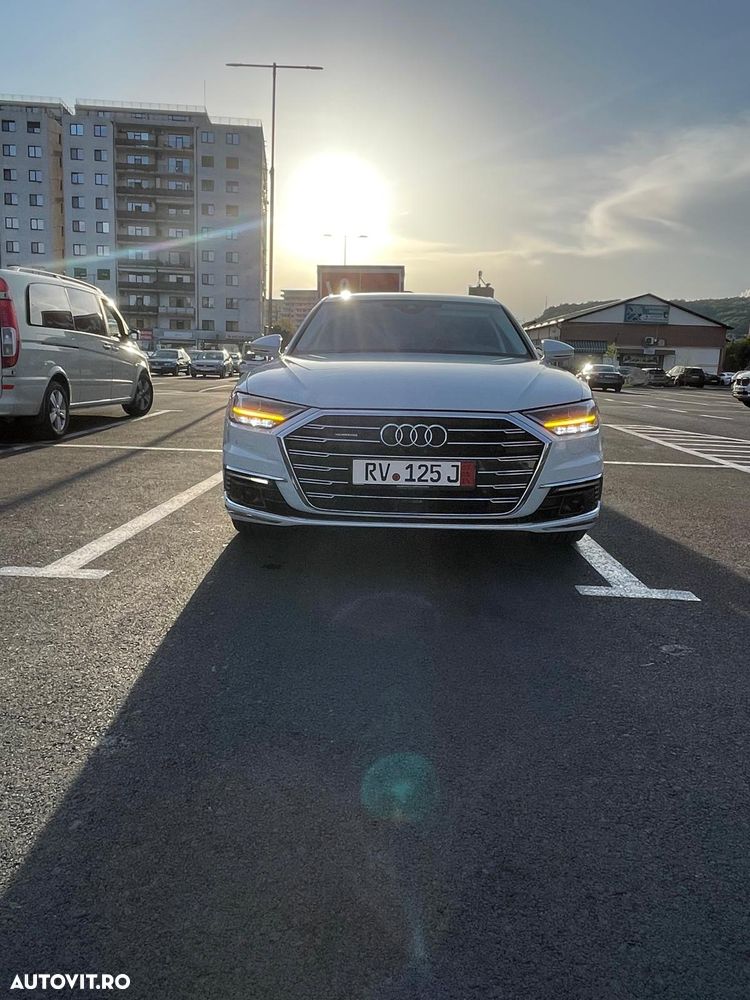 Audi A8 - 5