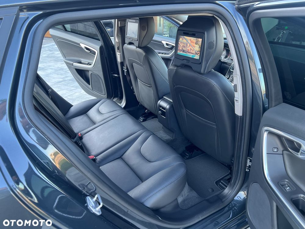 Volvo V60 D3 Summum - 23