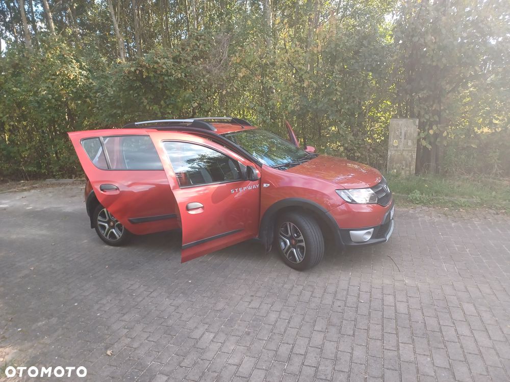 Dacia Sandero 1.5 dCi Laureate - 2