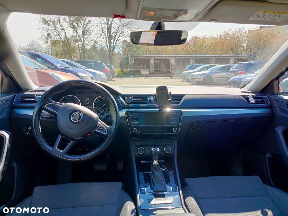 Skoda Superb 1.8 TSI Ambition DSG - 11