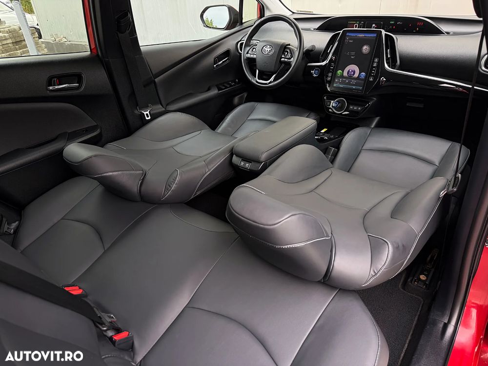 Toyota Prius Plug-in Hybrid Executive - 20