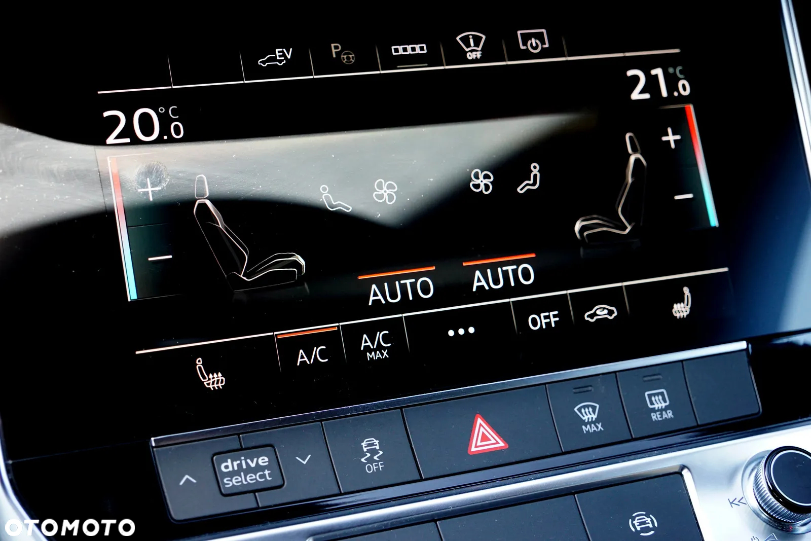 Audi A6 Avant 55 TFSI e quattro S tronic S line - 37