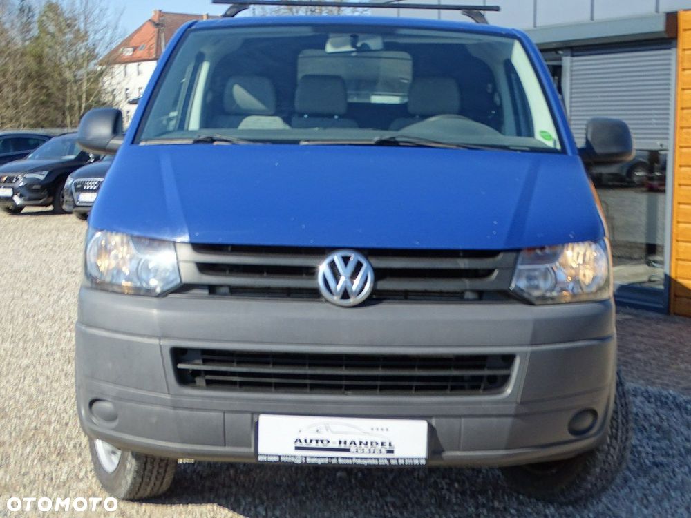 Volkswagen Transporter - 2