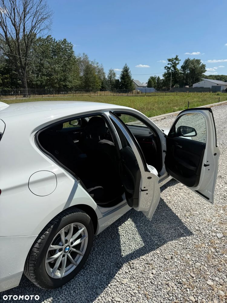 BMW Seria 1 120d Sport Line - 18