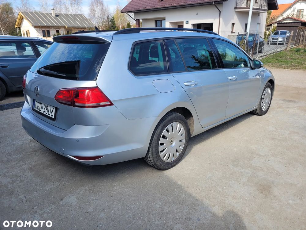 Volkswagen Golf 1.6 TDI DPF Comfortline - 5