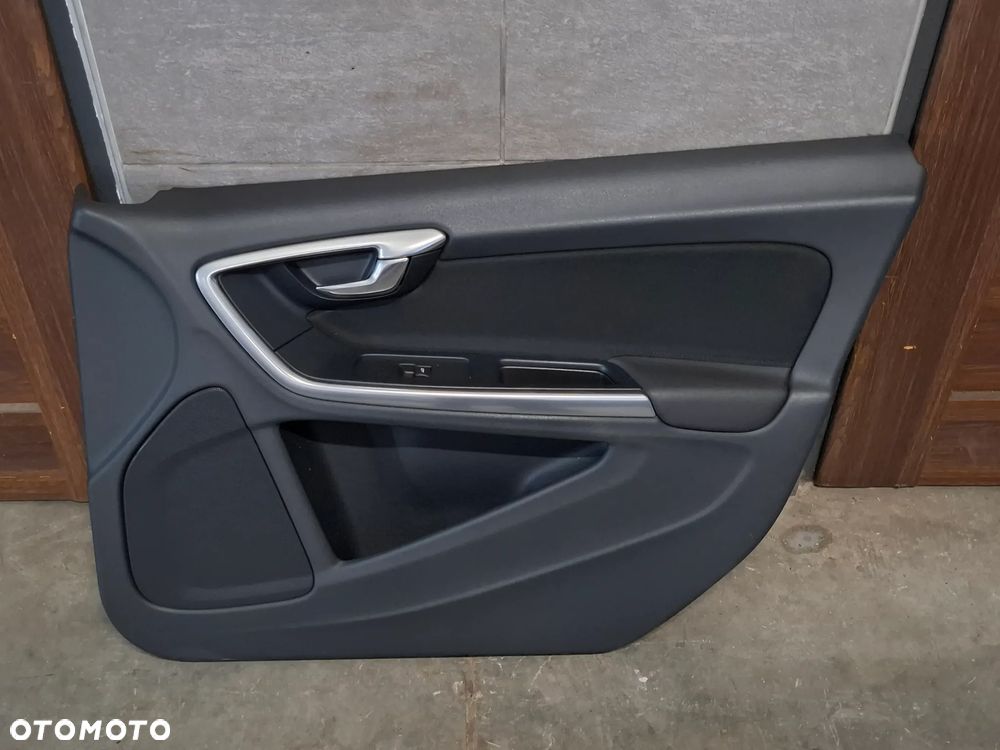 Boczek Drzwi prawy przód Volvo S60 II 2011 - 1