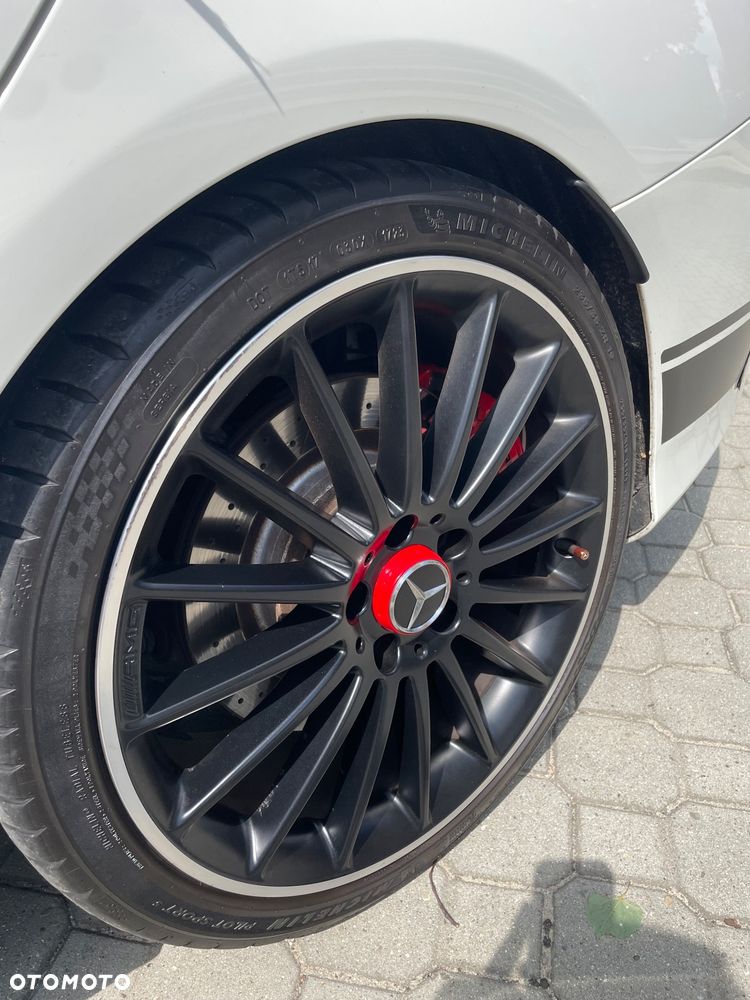 Mercedes-Benz CLA - 15