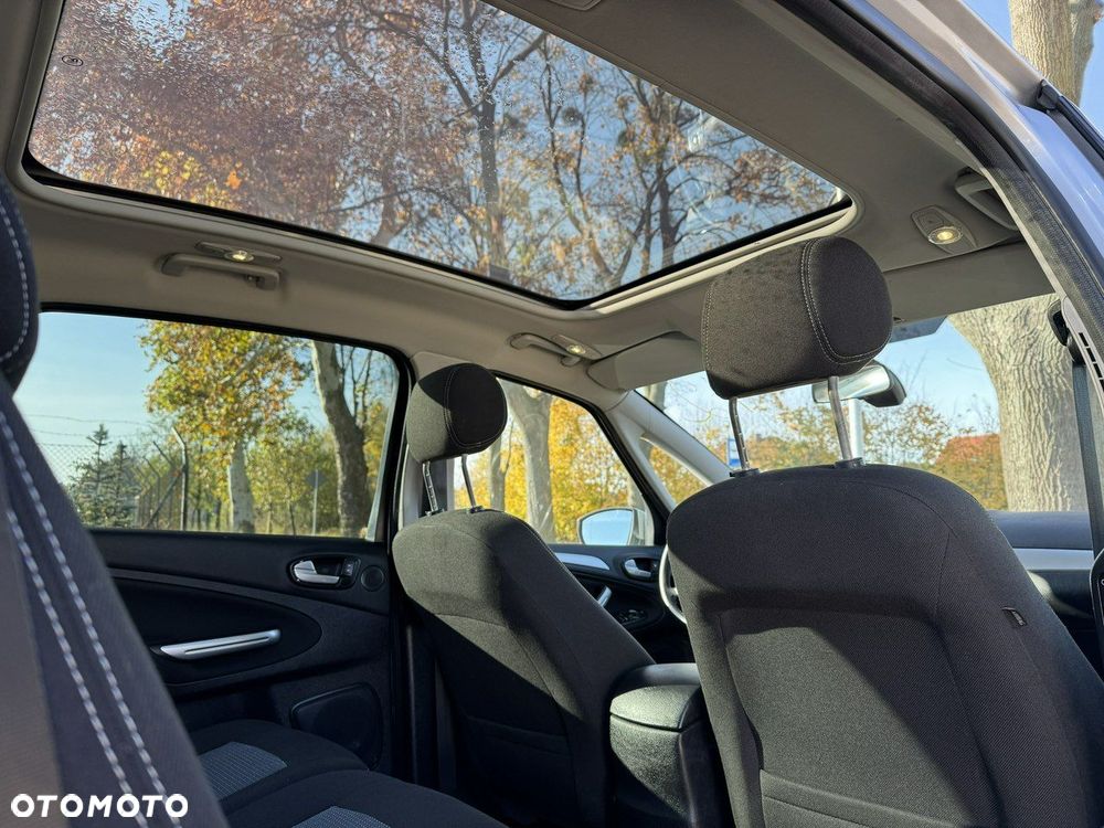 Ford S-Max 2.0 TDCi DPF Titanium X - 33