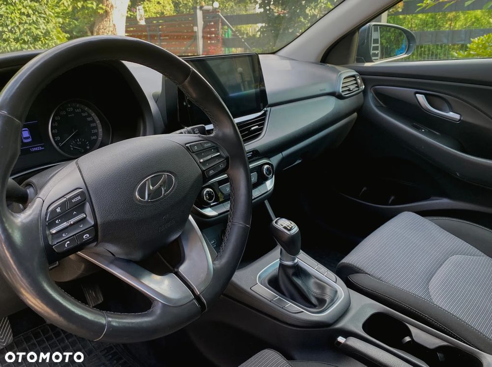 Hyundai i30 - 23