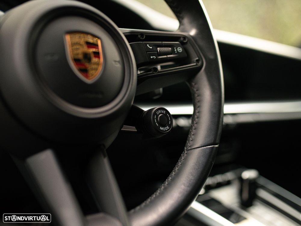 Porsche 911 (992) Turbo S - 29