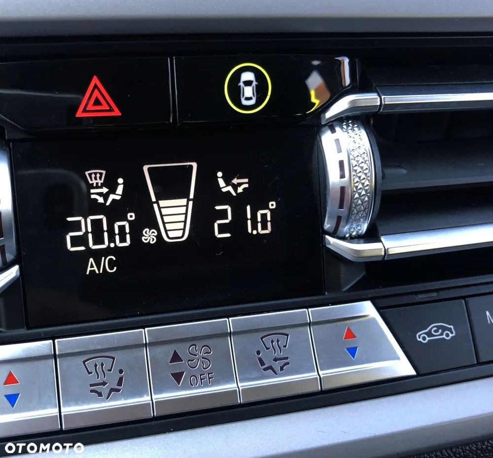 BMW Seria 3 320d Sport Line - 21