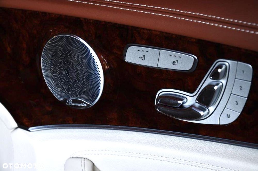 Mercedes-Benz Klasa E 400 4Matic 9G-TRONIC Exclusive - 6