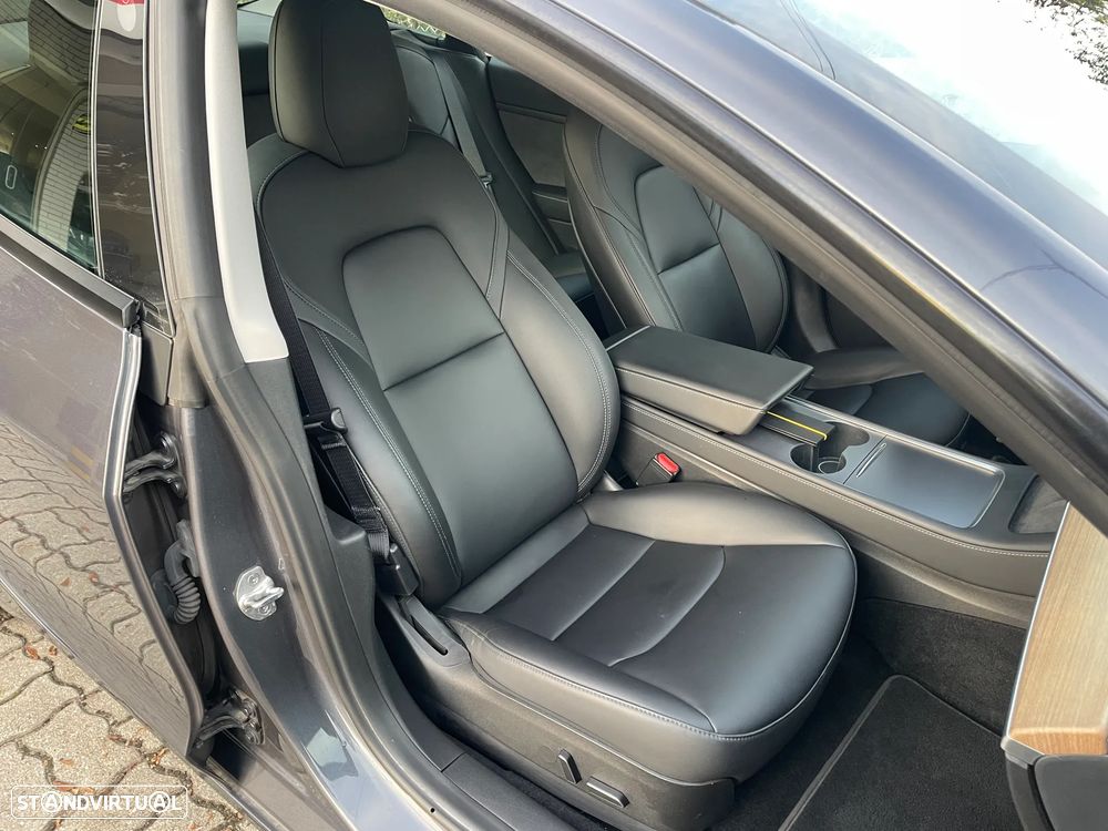 Tesla Model 3 Tração Traseira - 28