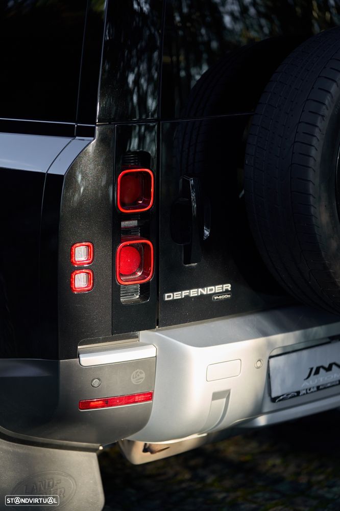 Land Rover Defender 110 P400e SE - 23