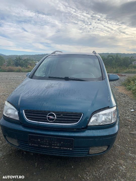 Dezmembrez Opel Zafira 2004 1.8 L - 1