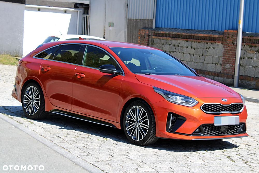 Kia ProCeed - 2