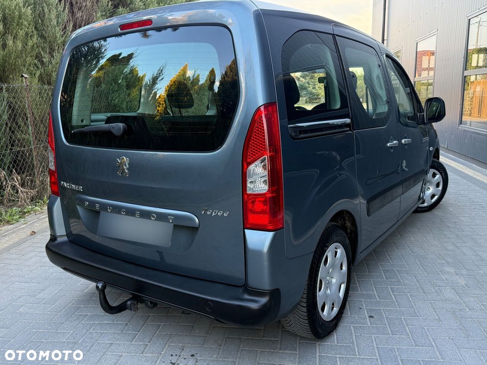 Peugeot Partner 110 Family - 12