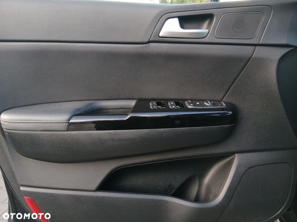 Kia Sportage 1.6 T-GDI Business Line 4WD - 33