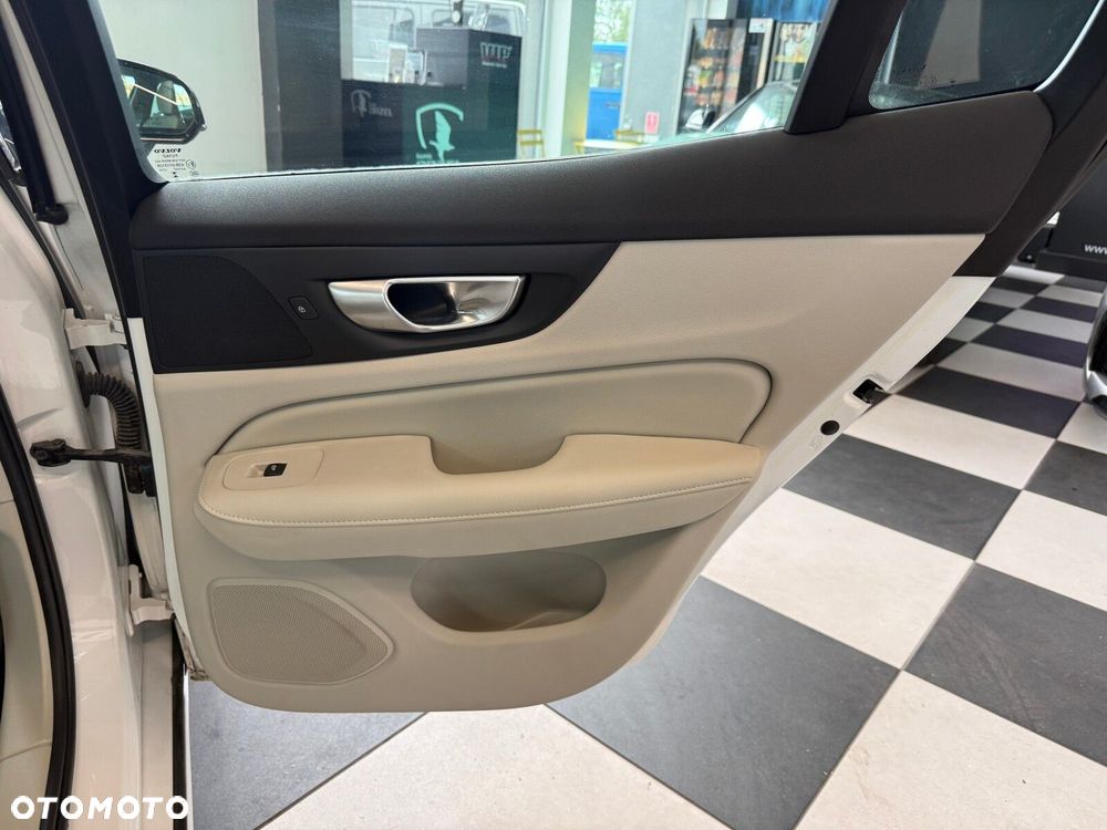 Volvo S60 - 12