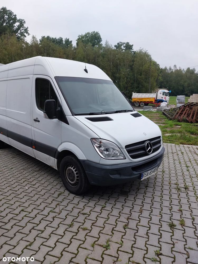 Mercedes-Benz SPRINTER - 6