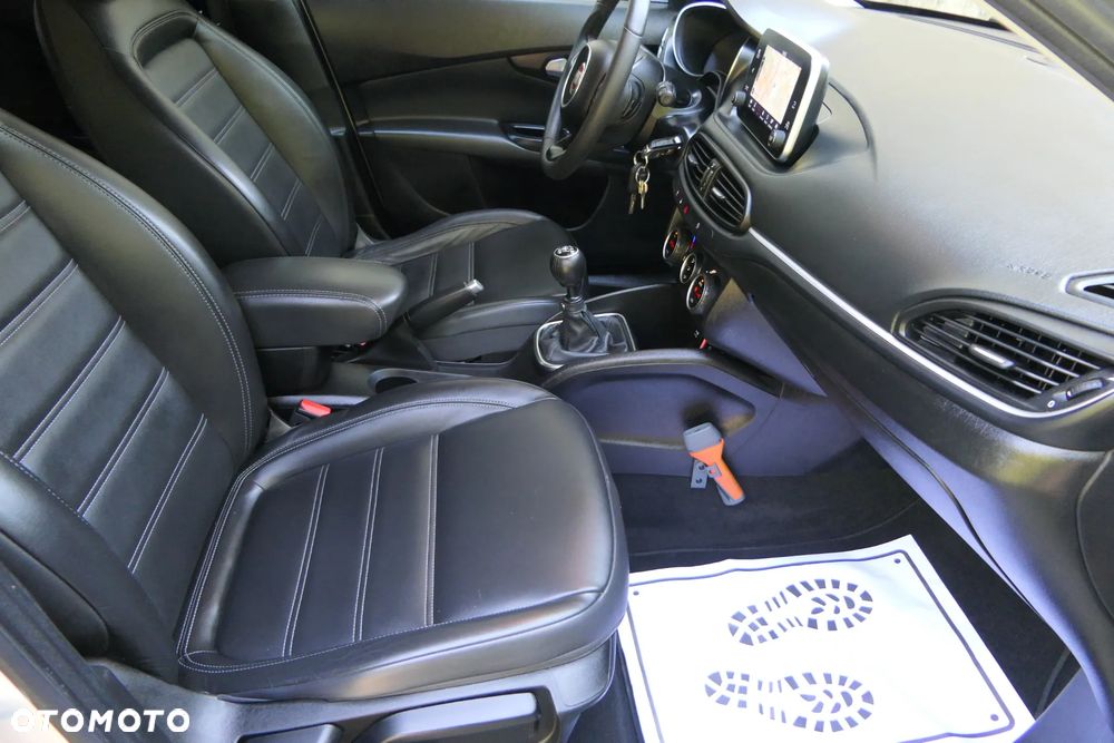 Fiat Tipo 1.6 MultiJet Lounge - 20