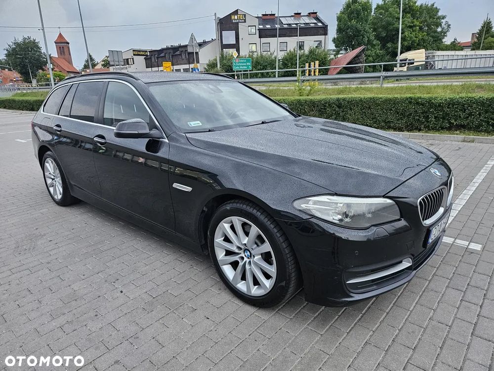 BMW Seria 5 520d xDrive Luxury Line - 2