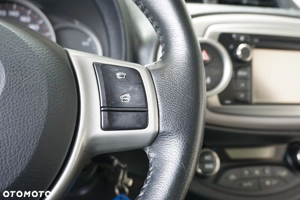 Toyota Yaris 1.0 VVT-i Life - 23