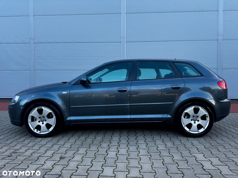 Audi A3 Sportback - 6