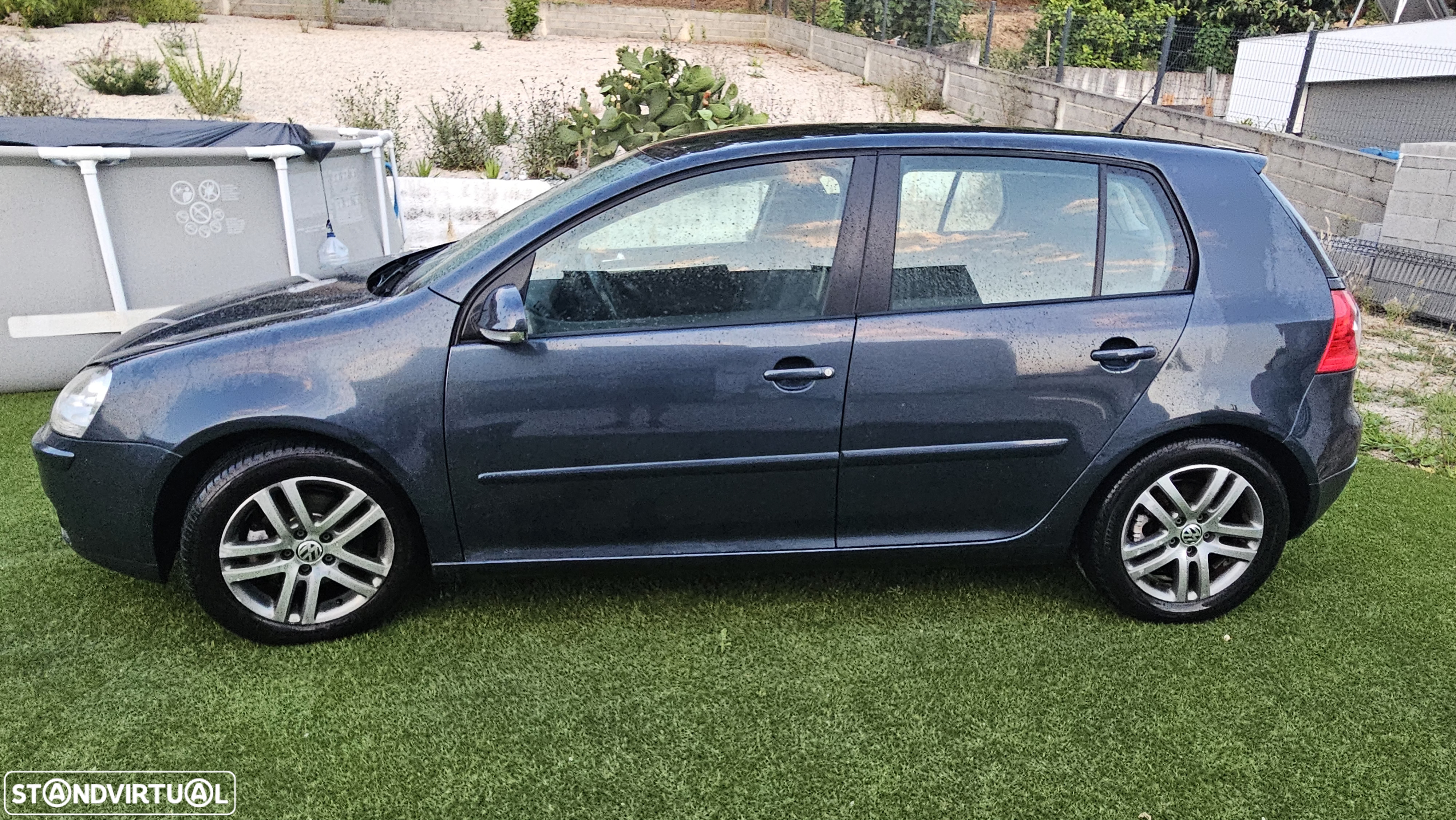VW Golf 1.9 TDi BlueM. Trend. AC - 2