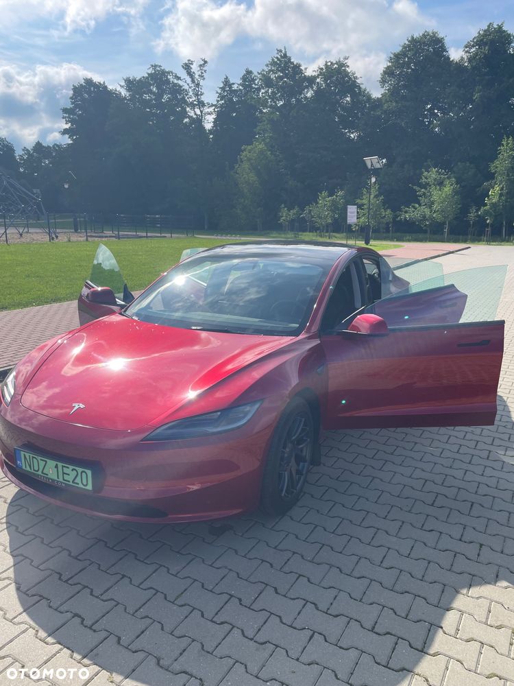 Tesla Model 3 - 2