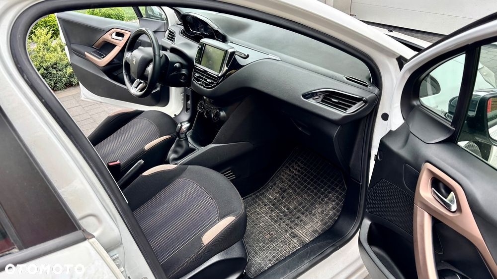 Peugeot 208 1.2 PureTech Active - 11