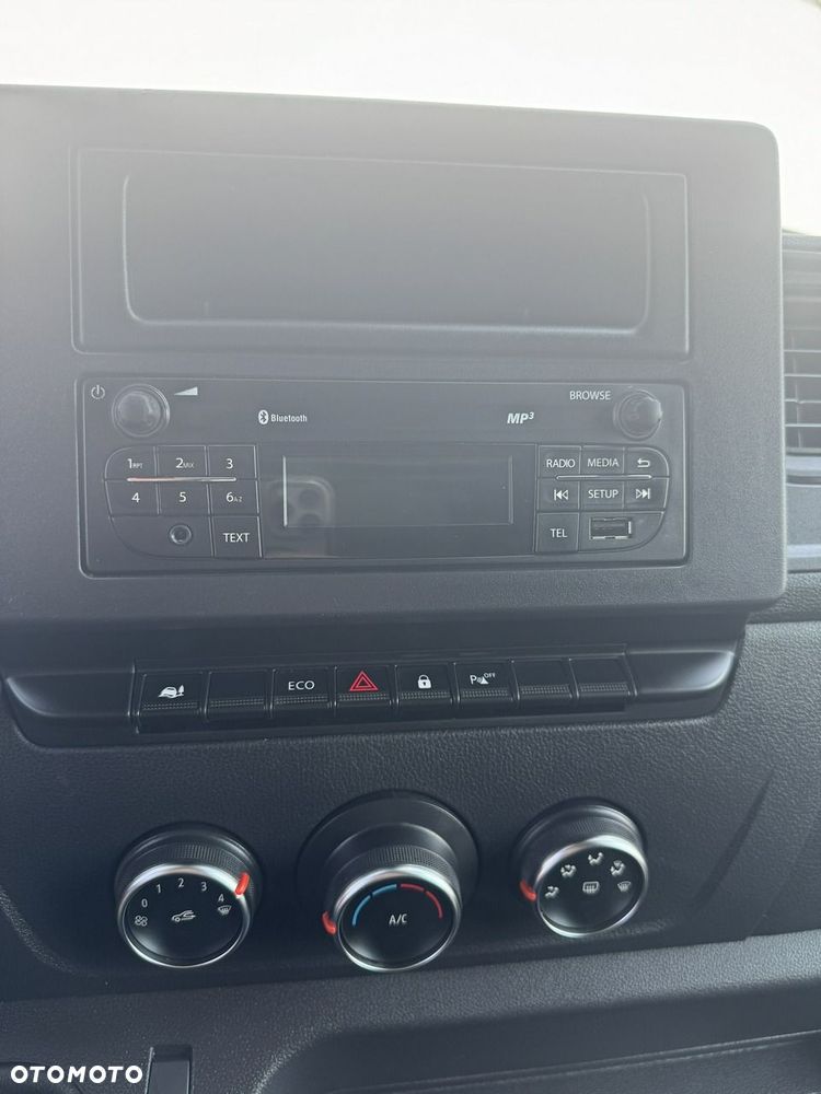Renault Master - 15