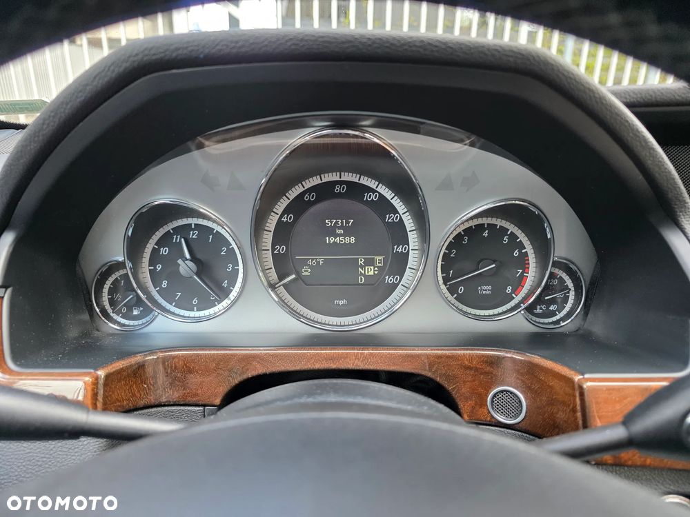 Mercedes-Benz Klasa E 350 4Matic Avantgarde Sport Edition AMG - 19