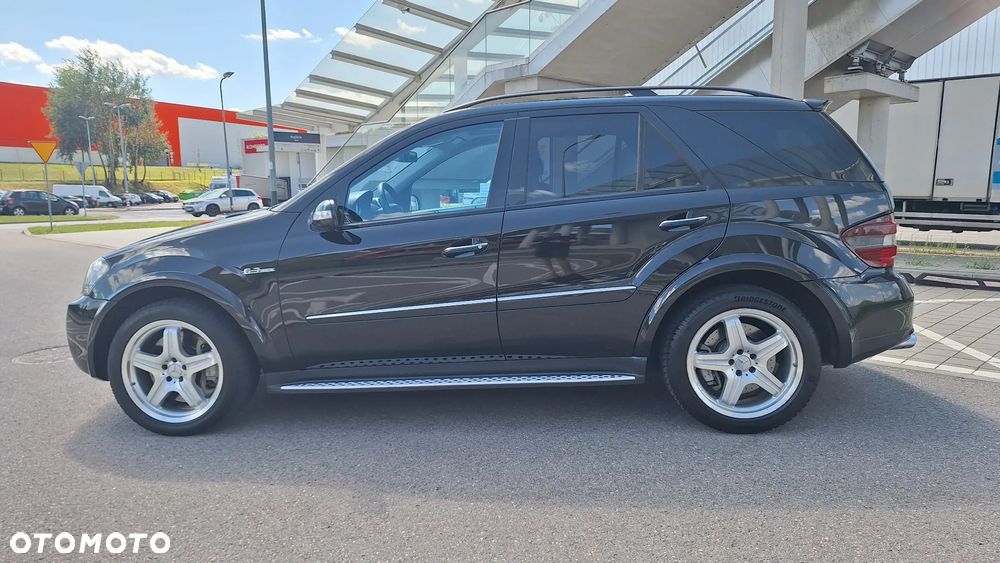 Mercedes-Benz ML 63 AMG 4-Matic - 14