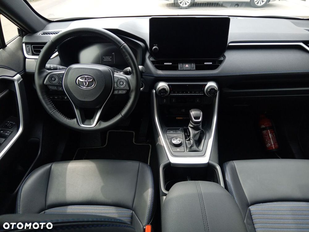 Toyota RAV4 - 14