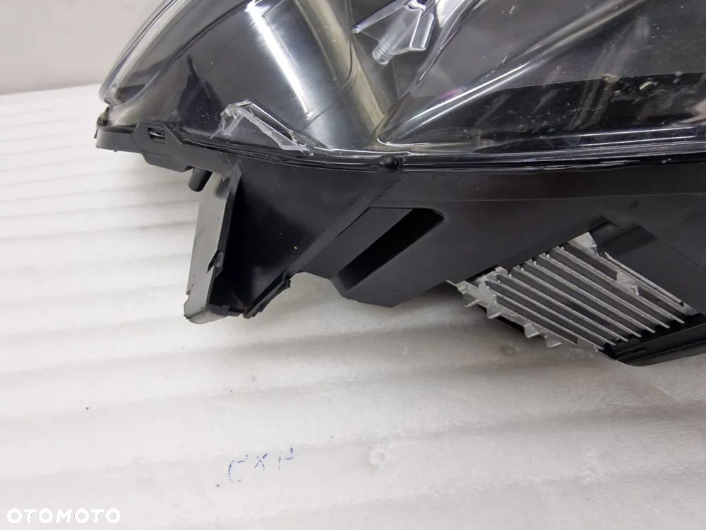 PEUGEOT EXPERT III TRAVELLER XENON PRAWY PRAWA LAMPA PRZEDNIA PRZÓD , NR 9808235780 , NR AUKCJI LL548 - 9