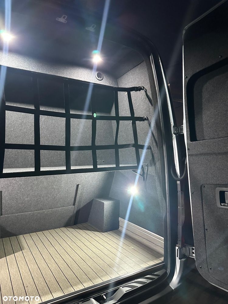 Mercedes-Benz Sprinter - 34