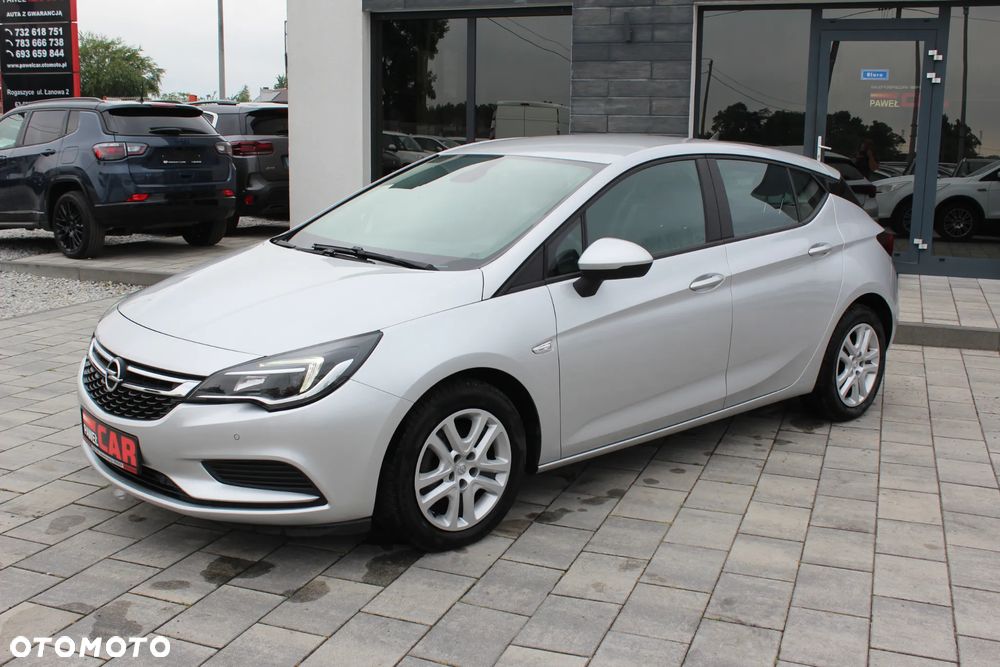 Opel Astra 1.6 D (CDTI) Dynamic - 4