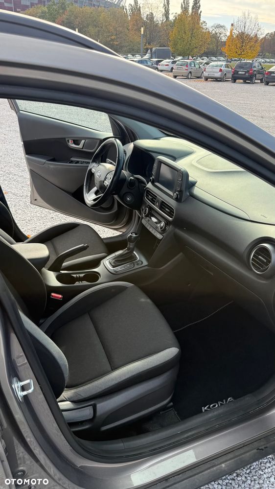 Hyundai Kona - 15