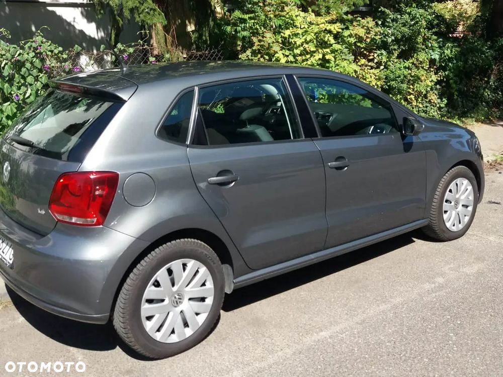 Volkswagen Polo 1.4 16V Comfortline - 1