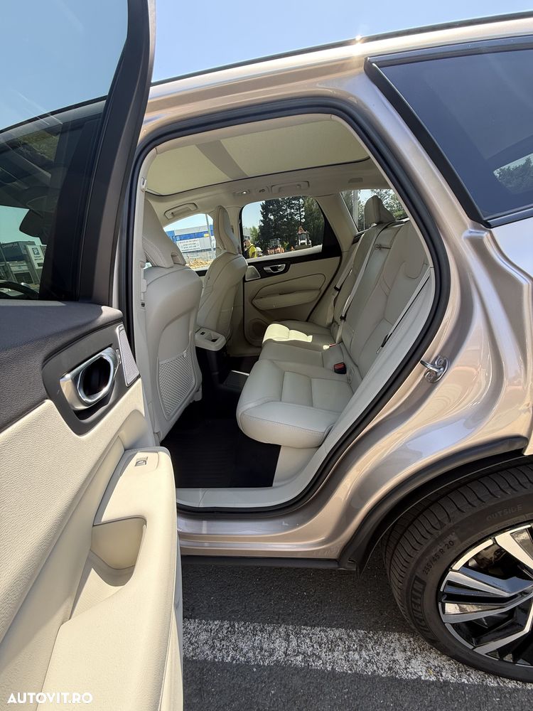 VOLVO XC60 2023 — imagine 24