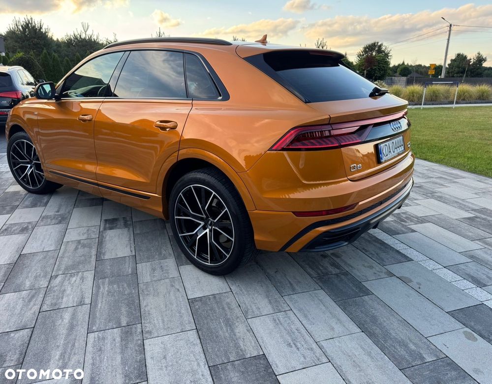 Audi Q8 - 6